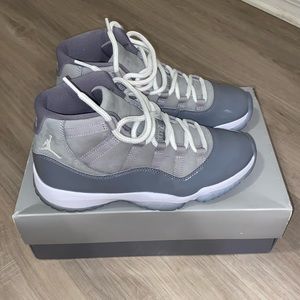 Air Jordan Retro 11 “Cool Grey” Size 8.5 mens